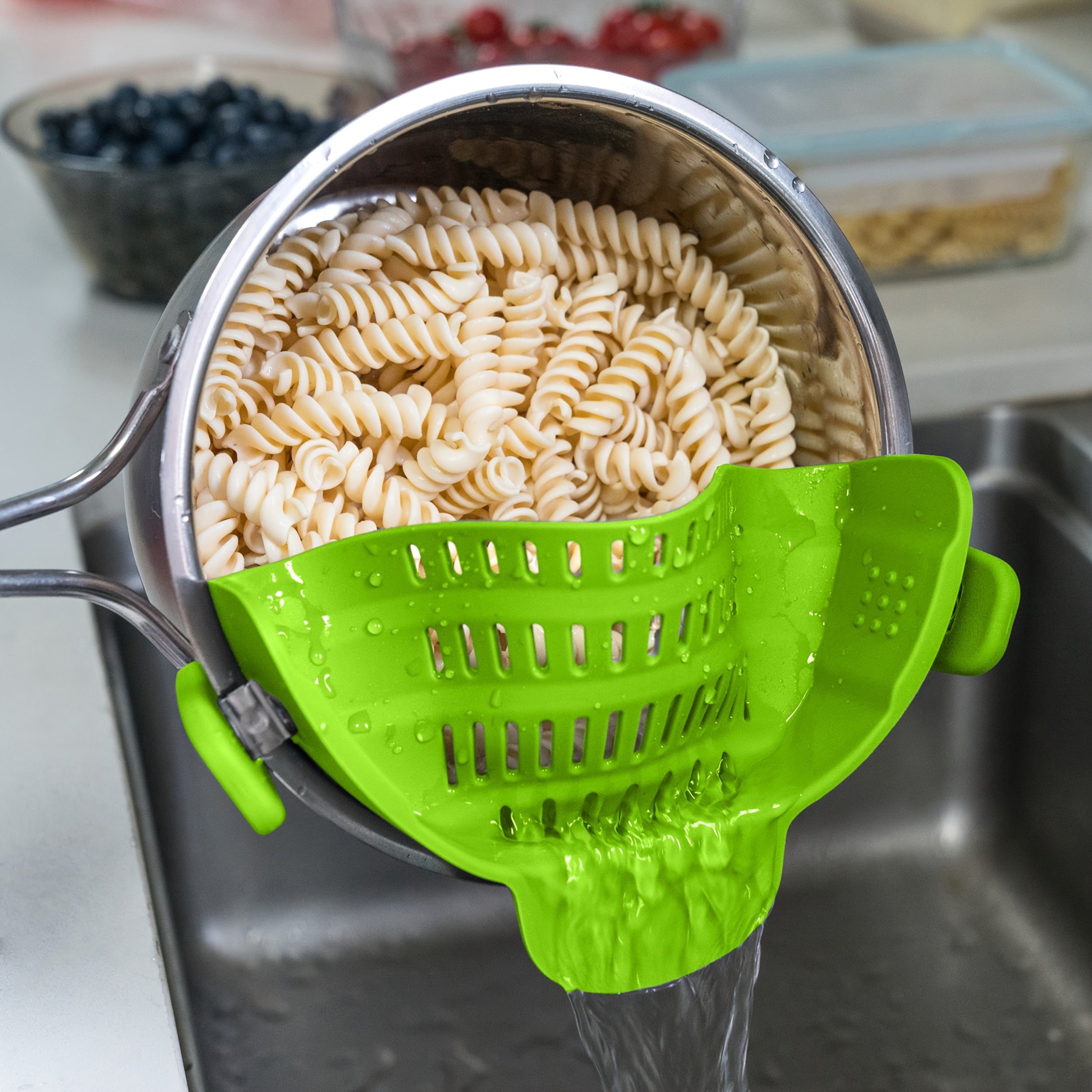 1pc ABERZEY Clip-On Strainer for Pots & Pans - Durable Plastic Kitchen Colander for Pasta, Meat, Vegetables, Fruits - Easy Drainage & Compact Design, Strainer for Pasta, Vegetable Preparation, Modern Kitchenware, Efficient Dr - The Superior Findings Depot
