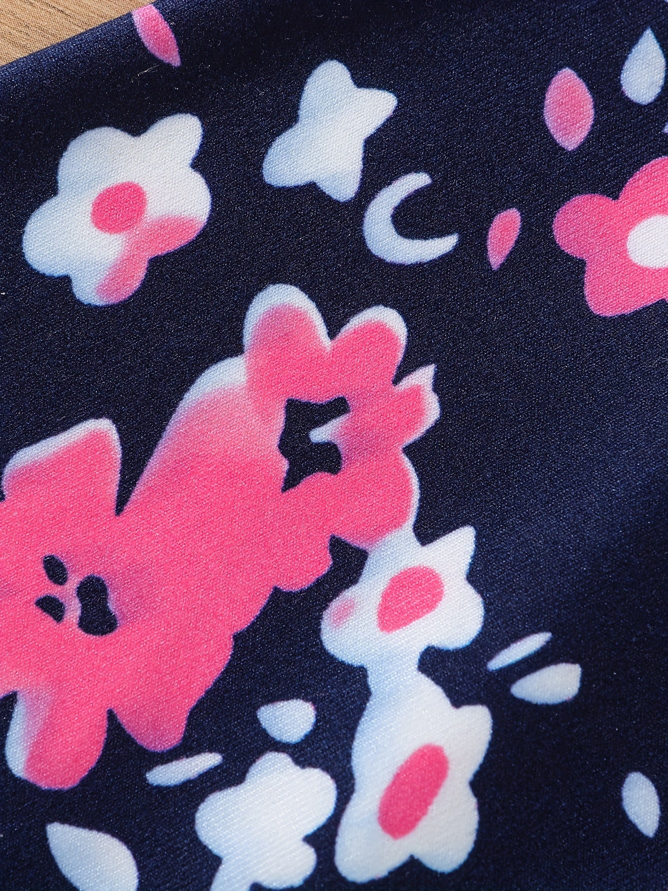 2pcs Girls' Clothing Party Slogan Large Glasses Print Pattern Drop Shoulder Irregular Hem Design Loose Short Sleeve T-Shirt + Floral Print Skinny Nine-Tenths Bottoms Set Girls' Summer Outfit Holiday Gift Girls' Fashion Casual - The Superior Findings Depot