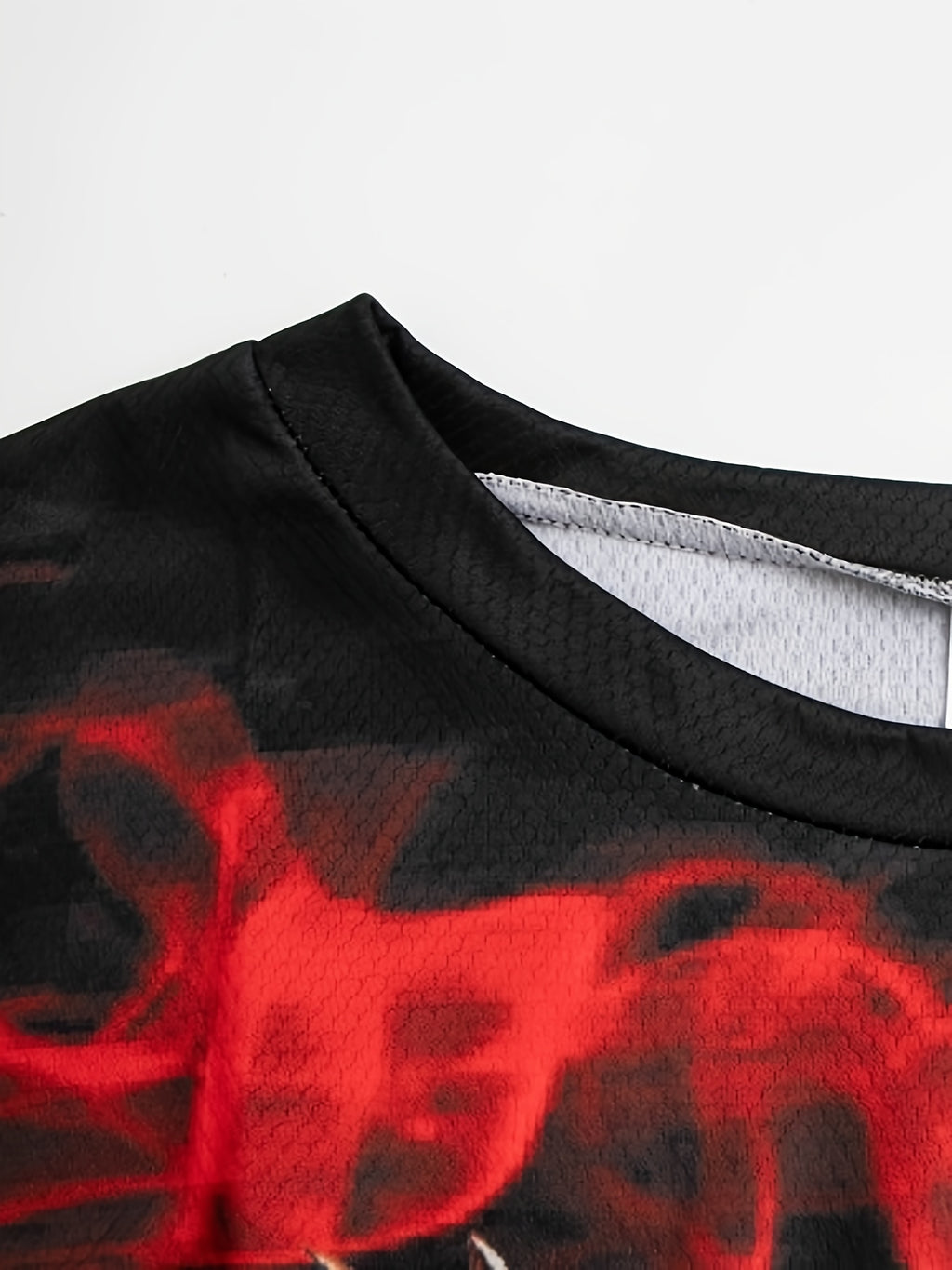 Ihembe Lamadoda Elinombala Obomvu Nelinemikhono Emide Eliprintiwe Nenhlanzi - Elishesha Ukomisa