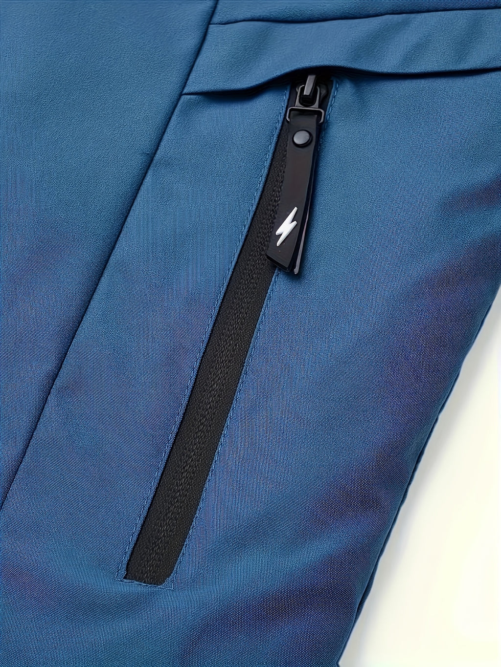 Ijazi Lamadoda Elinezigqoko Ezivikela Umoya Le-HILUX - Ijazi Langaphandle Lesizini Yonke