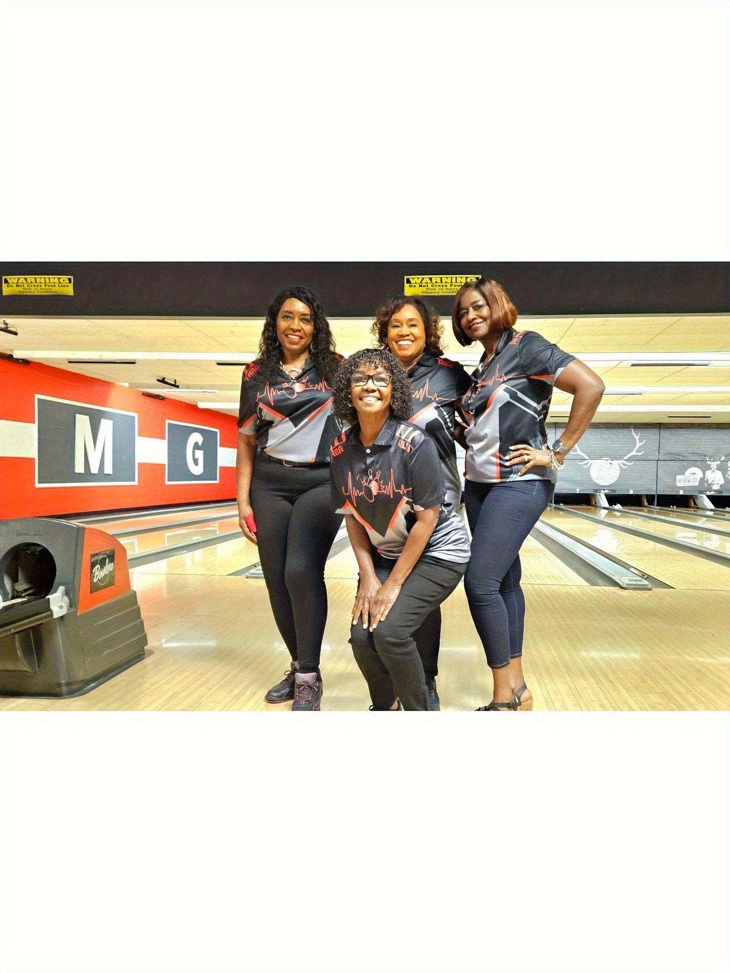 Ihembe Elifushane Lamadoda Eliyimikhono Eyenziwe Ngokwezifiso - Igama Nenombolo Yeqembu Eliqondene Nawe