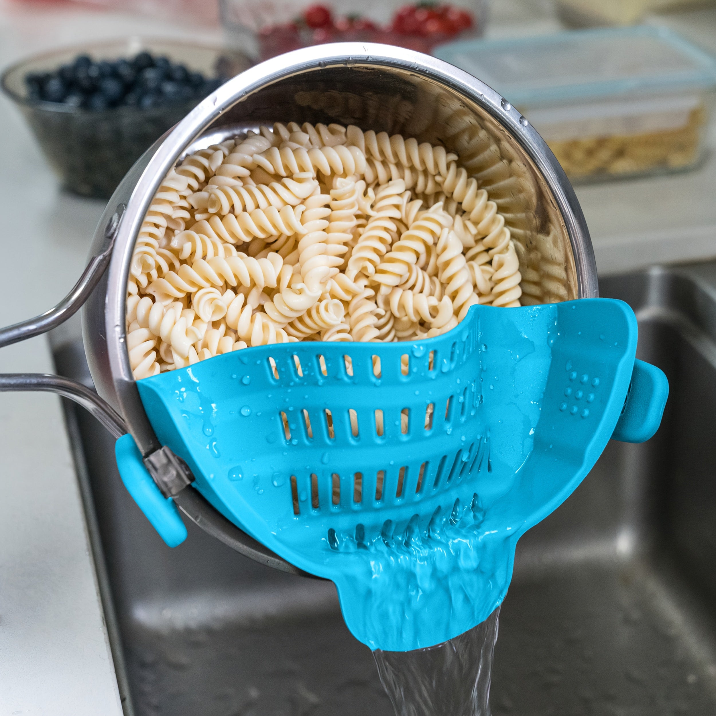 1pc ABERZEY Clip-On Strainer for Pots & Pans - Durable Plastic Kitchen Colander for Pasta, Meat, Vegetables, Fruits - Easy Drainage & Compact Design, Strainer for Pasta, Vegetable Preparation, Modern Kitchenware, Efficient Dr - The Superior Findings Depot