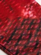 Ihembe Lamadoda Elinombala Obomvu Nelinemikhono Emide Eliprintiwe Nenhlanzi - Elishesha Ukomisa