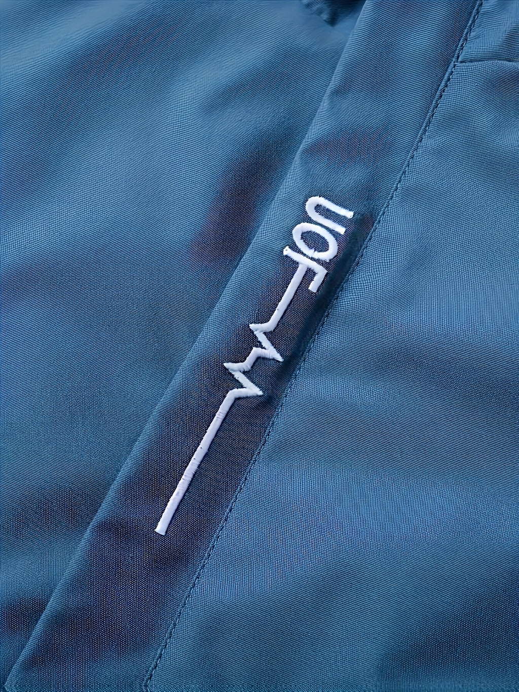 Ijazi Lamadoda Elinezigqoko Ezivikela Umoya Le-HILUX - Ijazi Langaphandle Lesizini Yonke